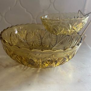 Anchor Hocking Star and Cameo Chip and Dip Bowl Complete Set Amber Yellow